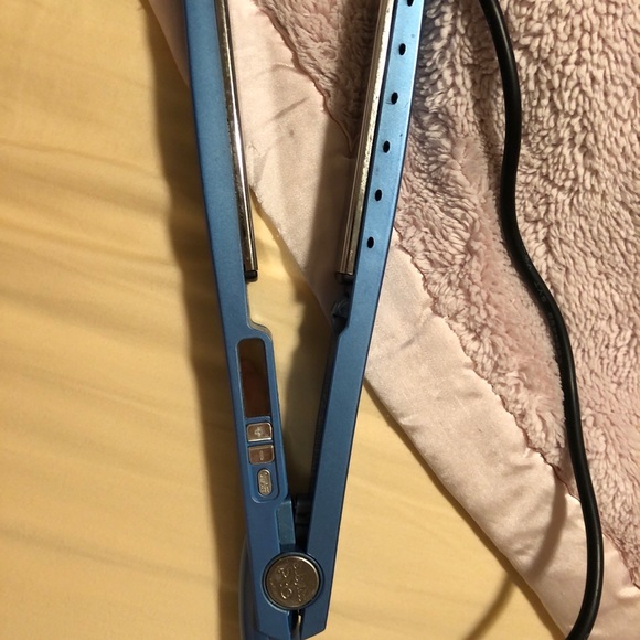 BaByliss Straightener